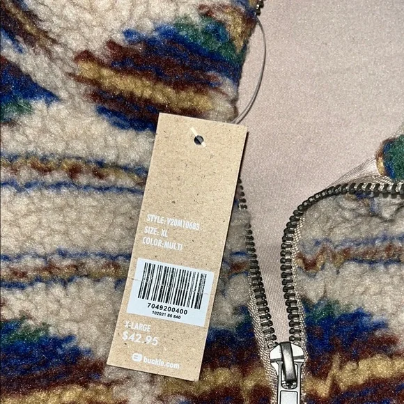 Women’s Beige Patterned Sweater - Picture 6 of 7